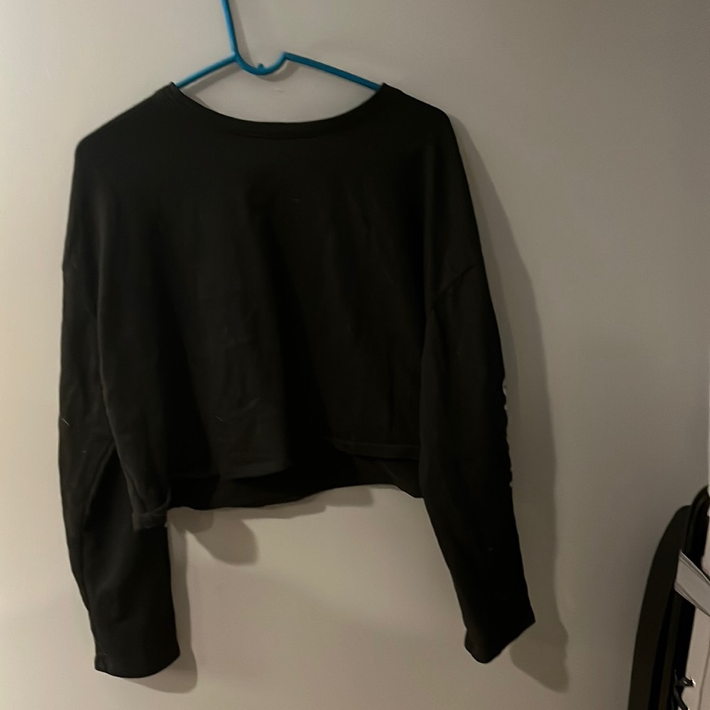 Crop sweatshirt